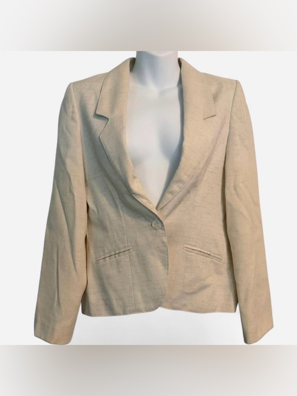 Southern Lady Cream Tailored Single-Button Blazer, Measures as an XS/S